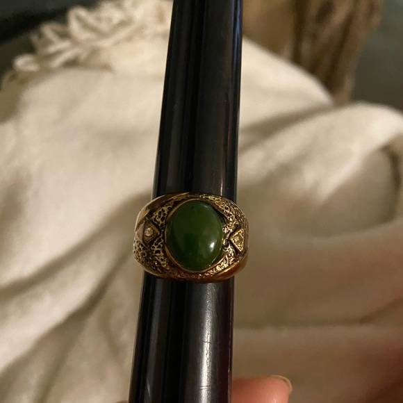 Vintage Jade 18k HGE Gold Ring - Picture 9 of 10